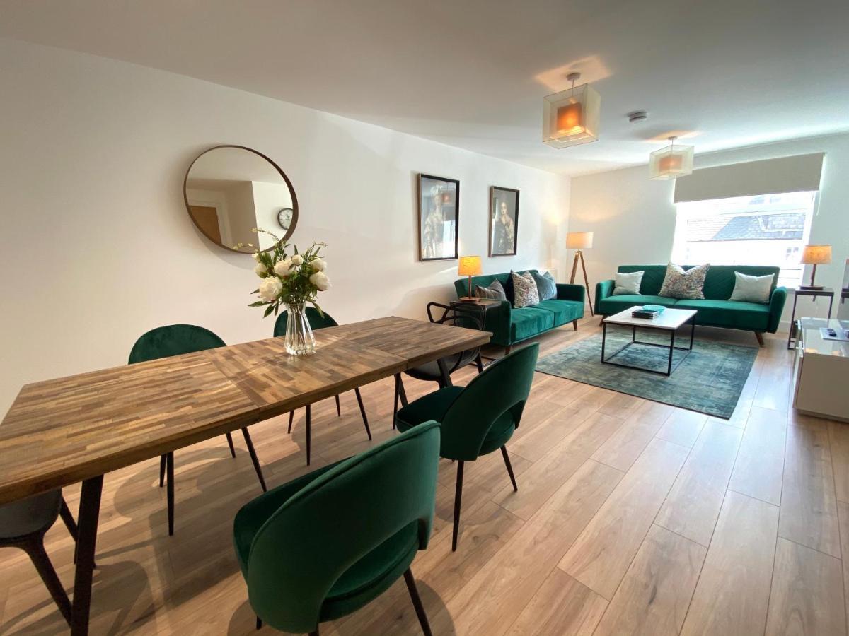 Апартаменты High Street Stylish Centre Apartment, 2 Bed *