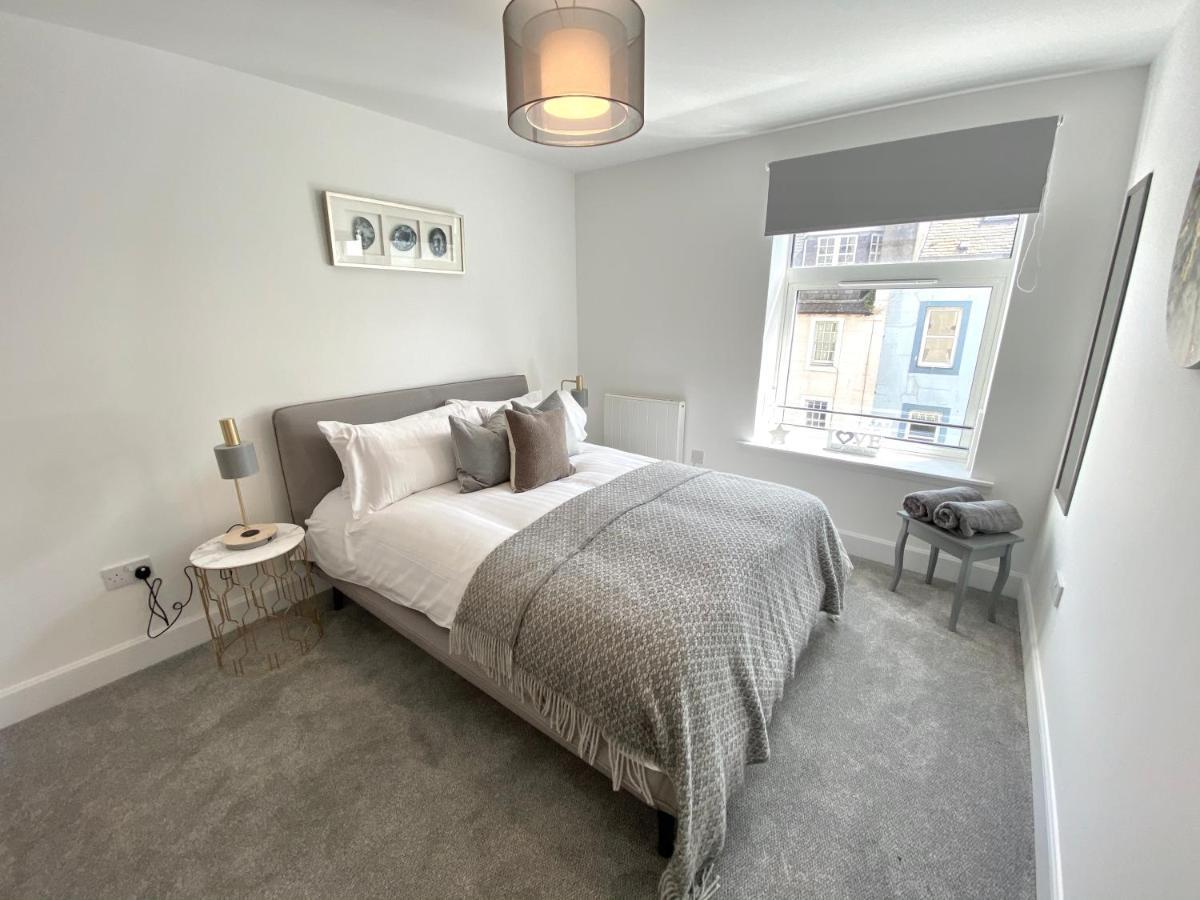 Апартаменты High Street Stylish Centre Apartment, 2 Bed