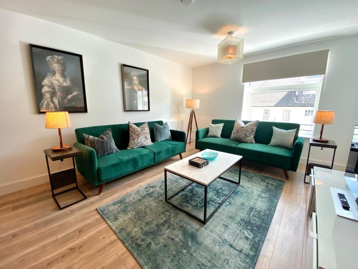 High Street Stylish Centre Apartment, 2 Bed Апартаменты Перт